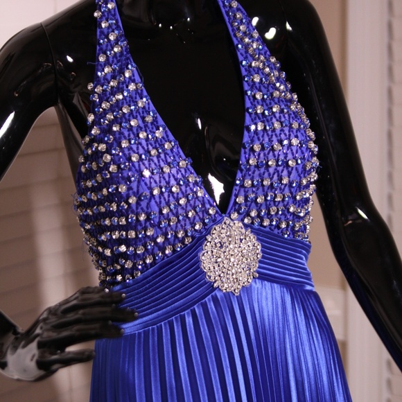 Formal/Prom Gown Size 6 NWT - Picture 6 of 7